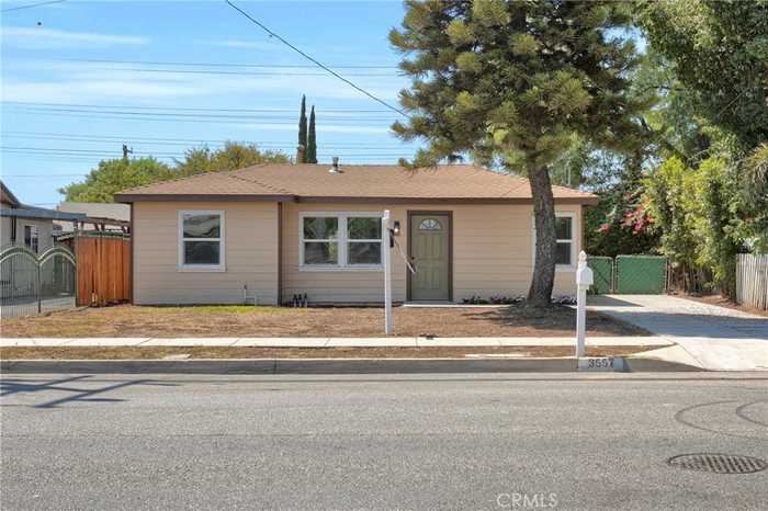 photo 1: 3557 Syracuse Avenue, Baldwin Park CA 91706