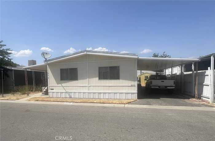 photo 1: 1301 E Avenue I Unit 119, Lancaster CA 93535