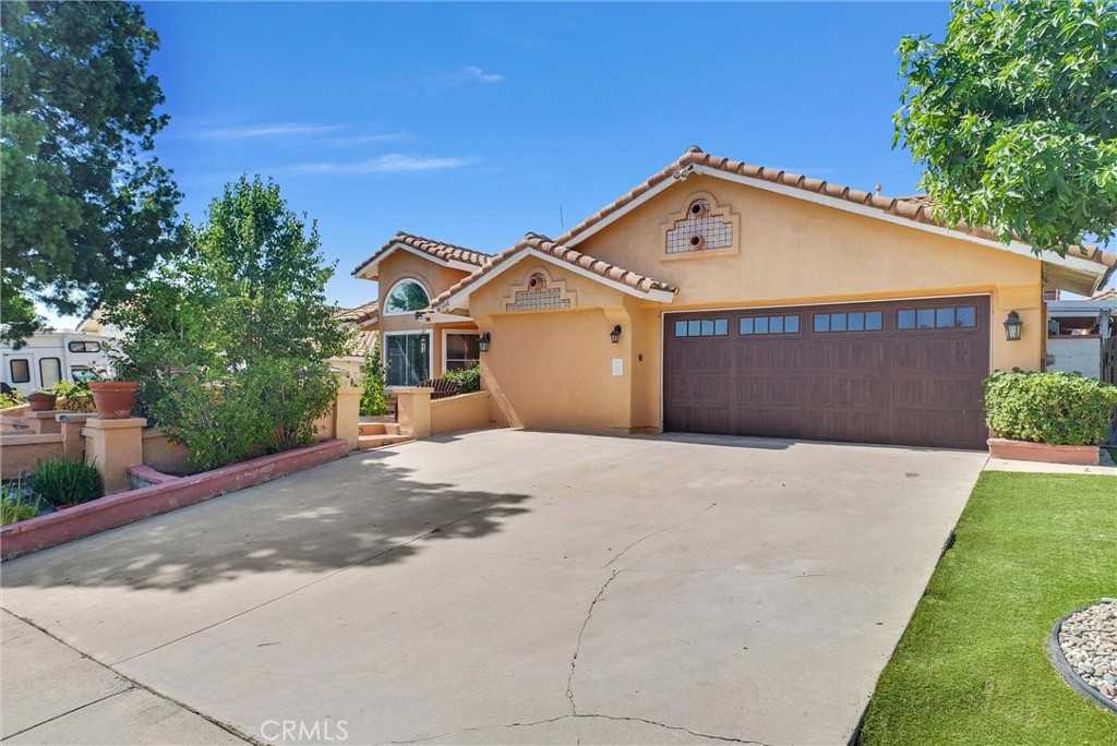 photo 1: 16506 Nectarine Way, Lake Elsinore CA 92530