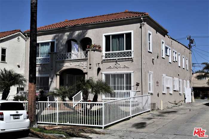 photo 2: 1406 2nd Avenue, Los Angeles CA 90019