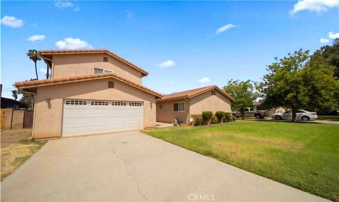 photo 1: 609 N Lincoln Street, Redlands CA 92374