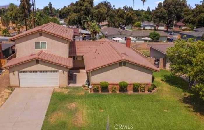 photo 2: 609 N Lincoln Street, Redlands CA 92374