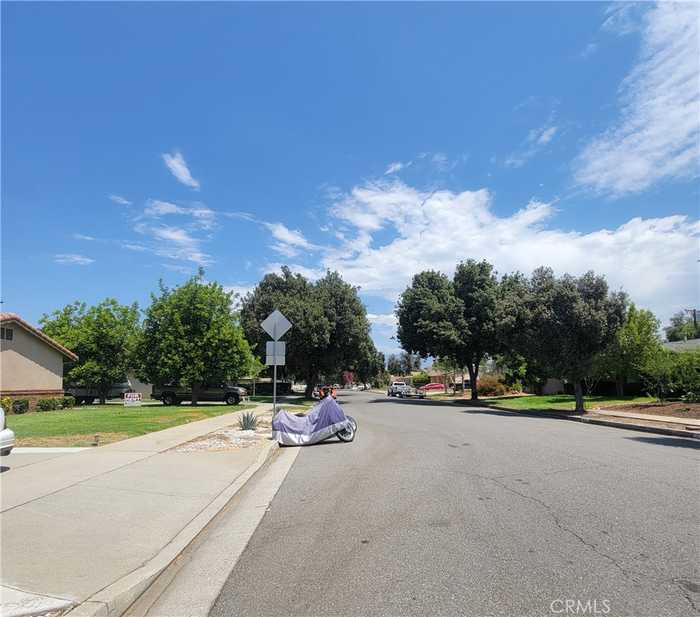 photo 38: 609 N Lincoln Street, Redlands CA 92374