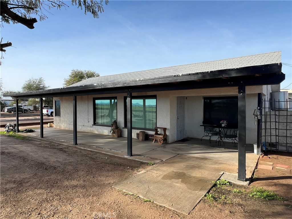 photo 1: 15241 S Broadway, Blythe CA 92225