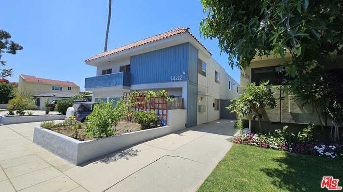 photo 2: 1442 Yale Street Unit 5, Santa Monica CA 90404