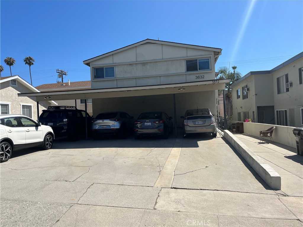 photo 2: 3632 Greenfield Avenue, Los Angeles CA 90034