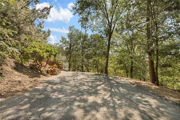 photo 23: 20 Oak Leaf Lane, Running Springs CA 92382