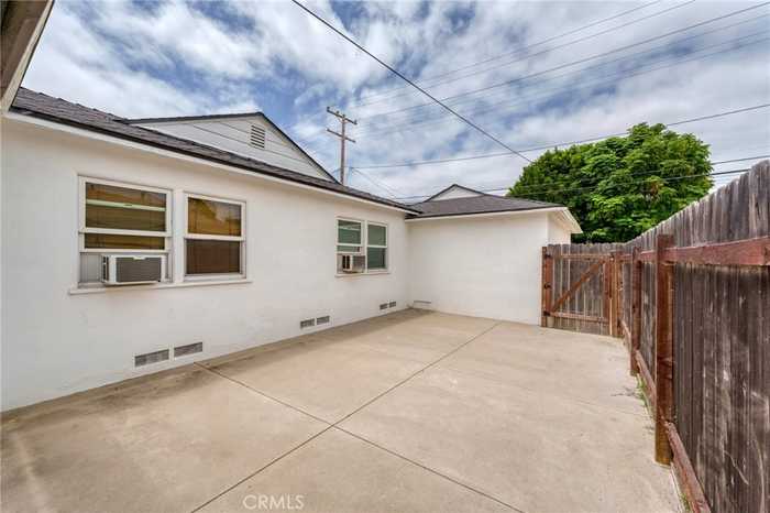 photo 5: 2221 Granada Avenue, Long Beach CA 90815