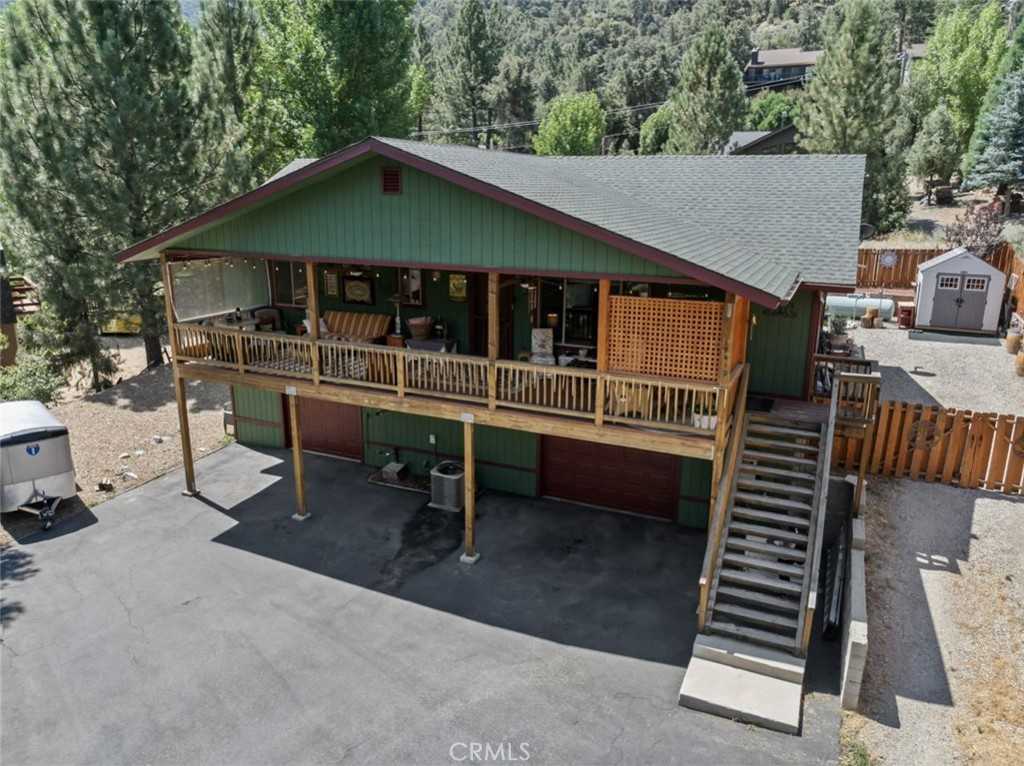 photo 2: 15412 Mil Potrero Highway, Pine Mountain Club CA 93222