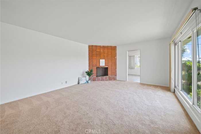 photo 2: 14626 S Catalina Avenue, Gardena CA 90247