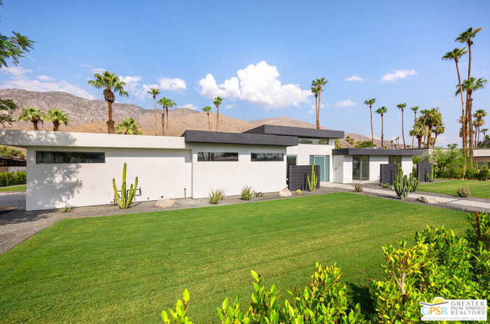 photo 2: 2459 S Camino Real, Palm Springs CA 92264