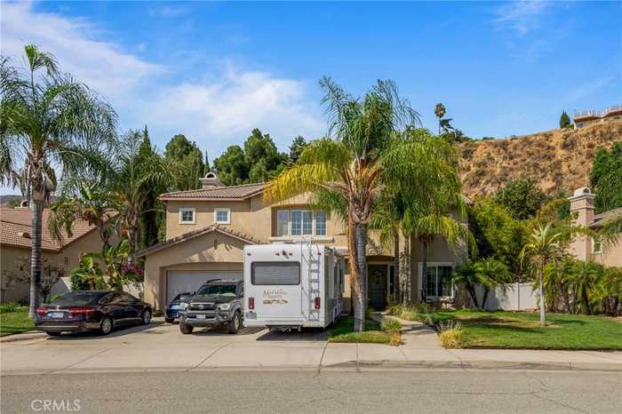 photo 1: 28300 Summertrail Place, Highland CA 92346