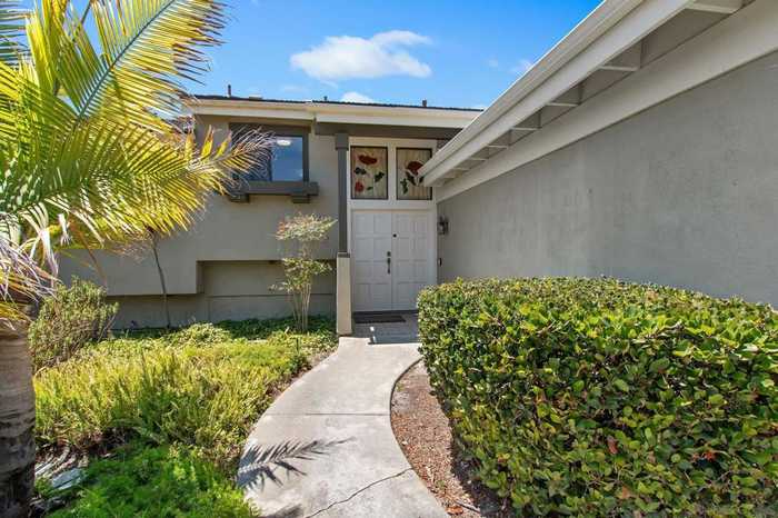 photo 2: 1957 Outrigger Way, Oceanside CA 92054