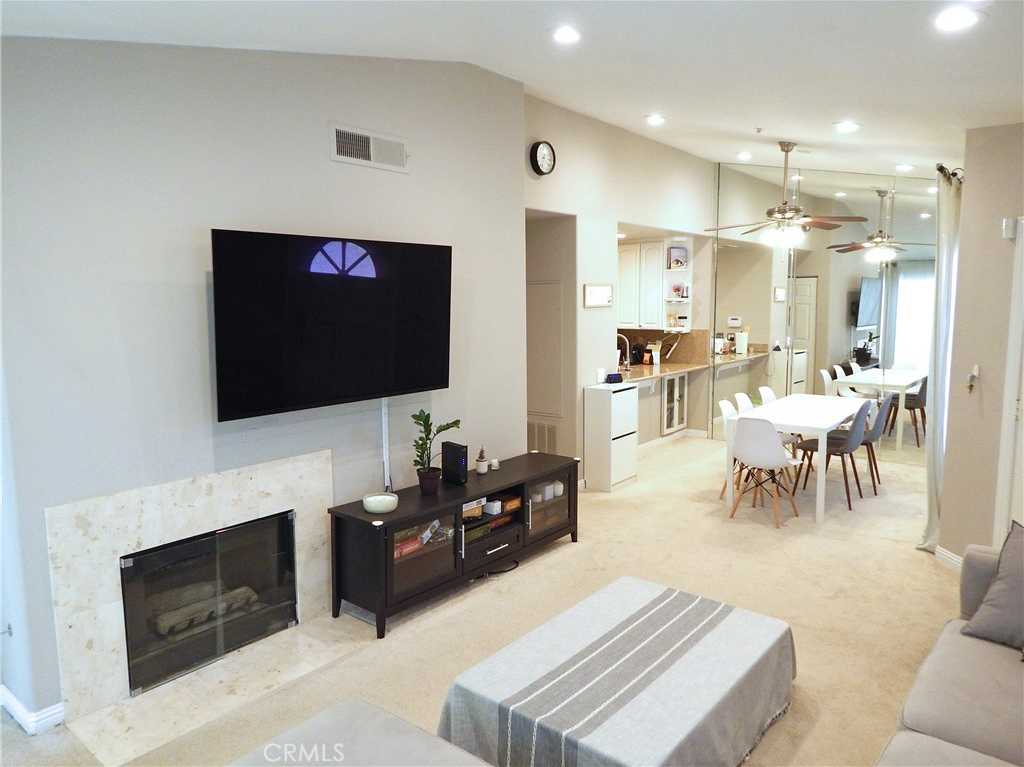 photo 1: 2960 Champion Way Unit 809, Tustin CA 92782