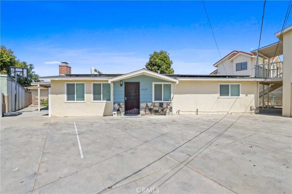 photo 3: 12137 Emery Street, El Monte CA 91732