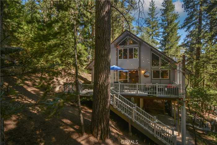 photo 1: 974 Willow Springs Road, Twin Peaks CA 92391