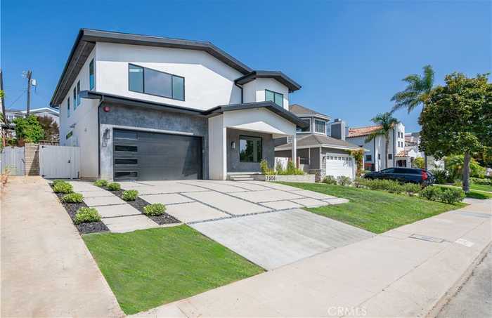 photo 2: 7506 Mcconnell Avenue, Los Angeles CA 90045