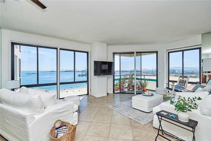 photo 1: 1310 E Ocean Boulevard Unit 1005, Long Beach CA 90802