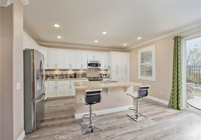 photo 2: 28844 Silversmith Drive, Valencia CA 91354