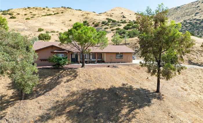 photo 2: 2945 Shannon Valley Road, Acton CA 93510