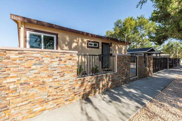 photo 1: 4407 LA CLEDE Avenue, Los Angeles CA 90039