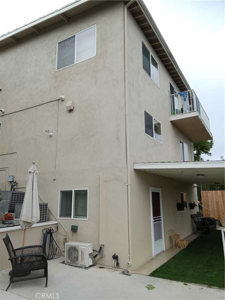 photo 1: 3873 Dwiggins Street, City Terrace CA 90063