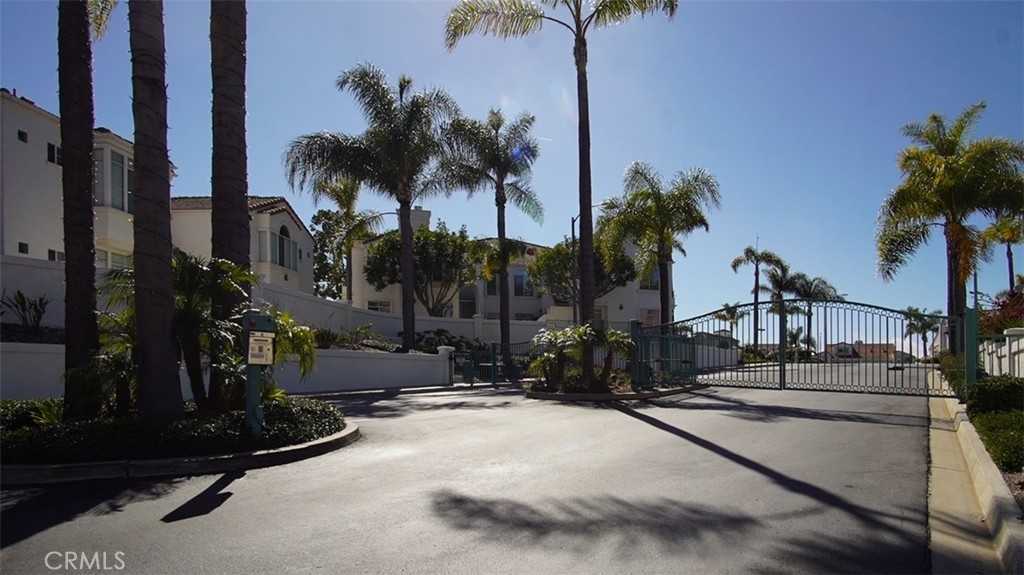 photo 3: 3305 Genoa Way Unit 90, Oceanside CA 92056