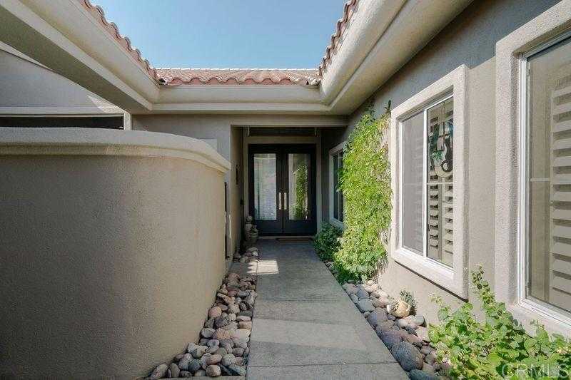 photo 3: 78627 Dancing Waters Road, Palm Desert CA 92211