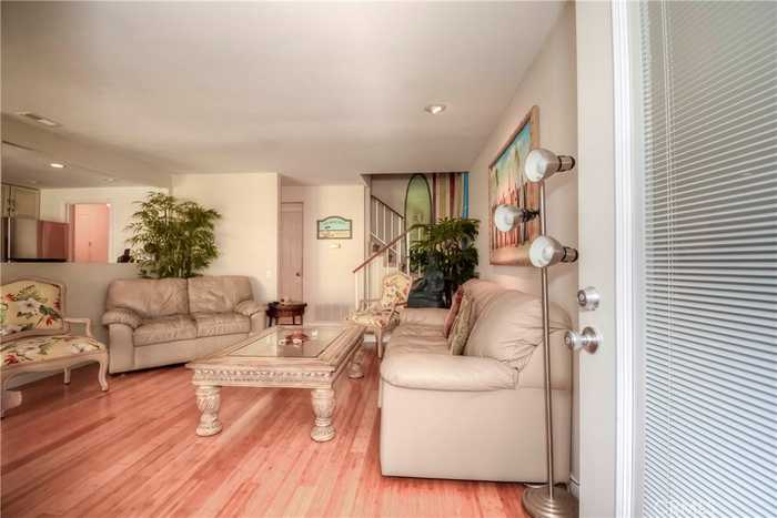 photo 2: 805 Stillwater Cove Way, Oceanside CA 92058