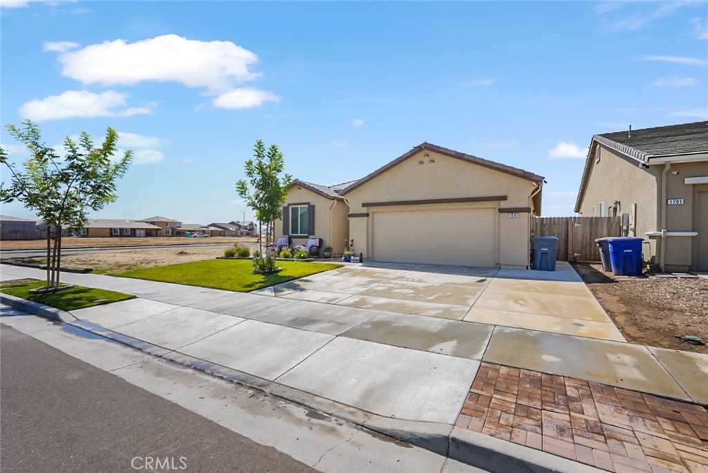 photo 2: 1697 Dolomite Drive, Los Banos CA 93635