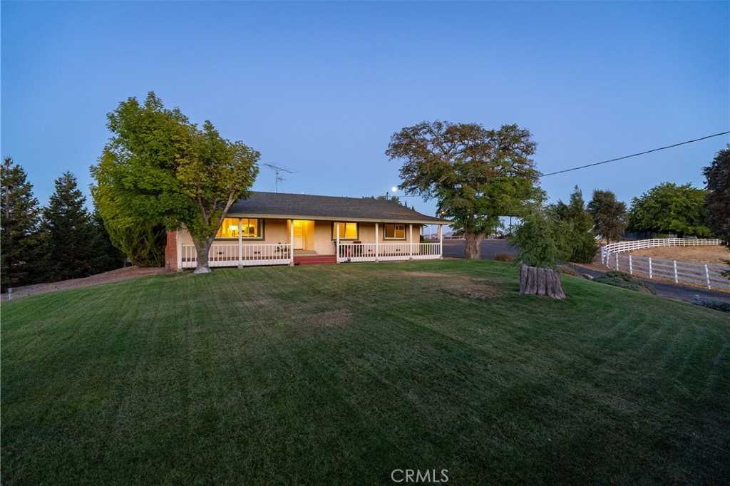 photo 3: 2120 Claassen Ranch Lane, Paso Robles CA 93446