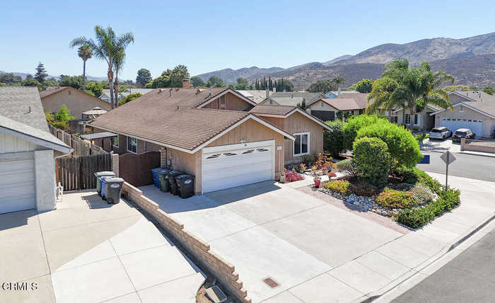 photo 2: 908 Carissa Court, Camarillo CA 93012