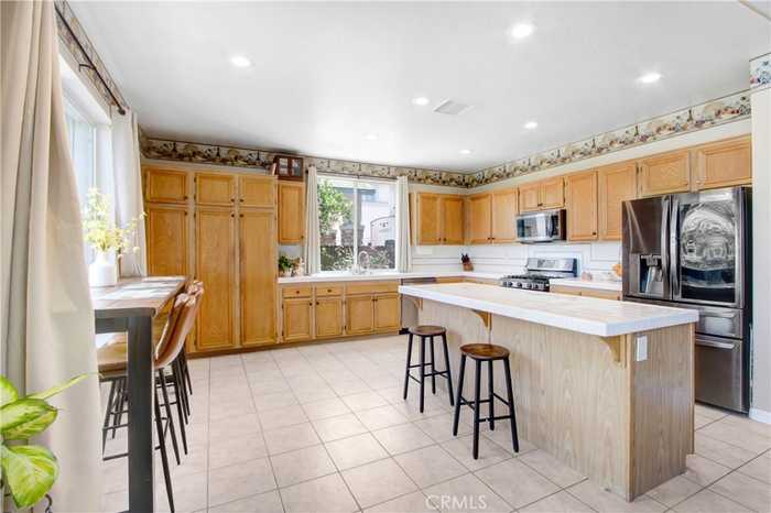 photo 2: 741 Raphael Circle, Corona CA 92882