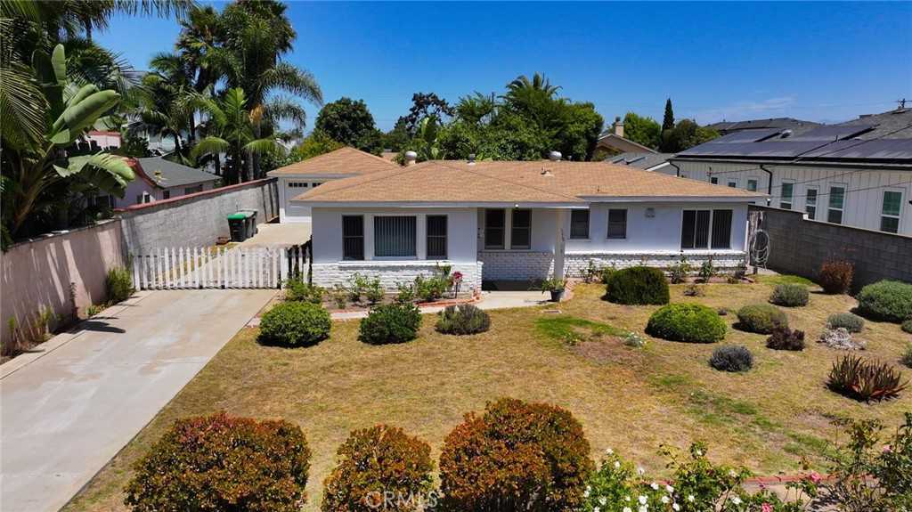 photo 1: 348 E 18th Street, Costa Mesa CA 92627