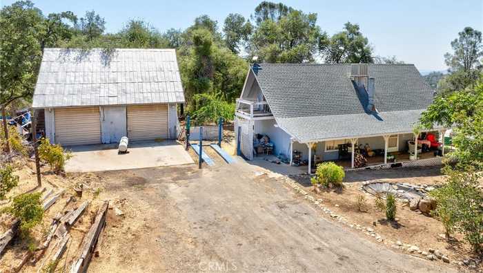 photo 1: 5238 Avoca Vale Road, Mariposa CA 95338