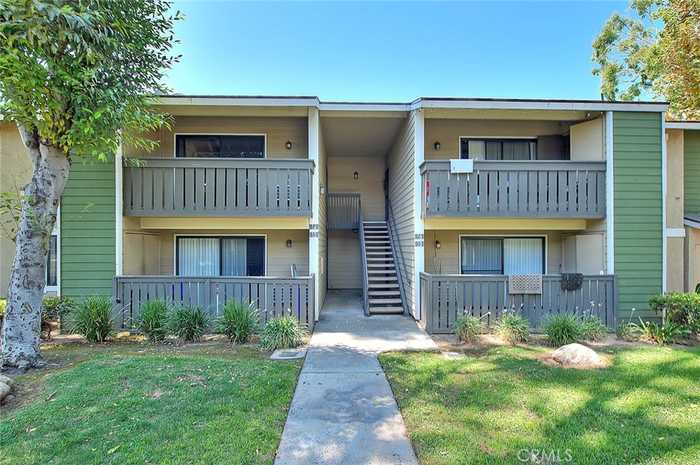 photo 1: 3535 Banbury Drive Unit 14, Riverside CA 92505