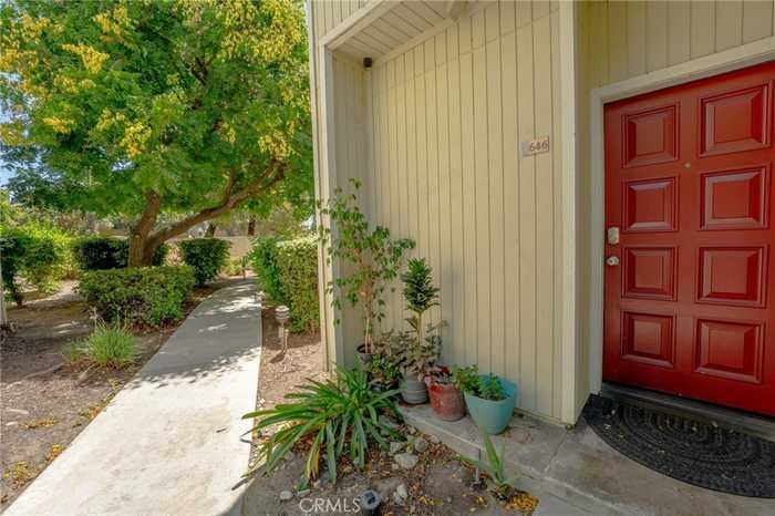 photo 2: 646 Sycamore Avenue Unit 18, Claremont CA 91711