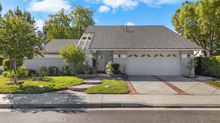 photo 2: 23900 Sarda Road, Valencia CA 91355