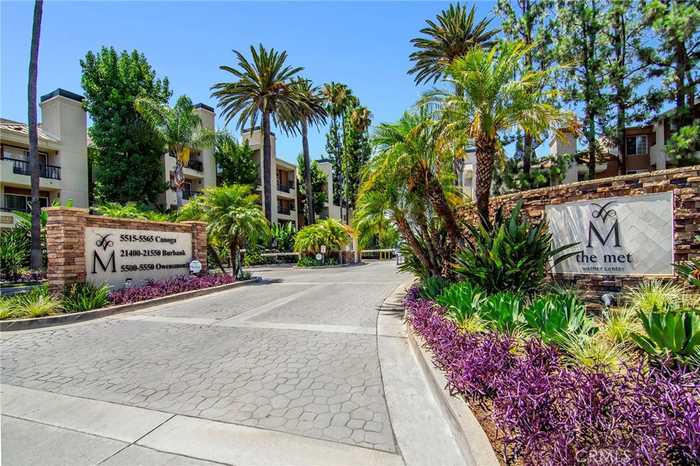 photo 1: 5545 Canoga Avenue Unit 203, Woodland Hills CA 91367