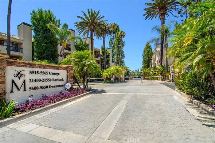 photo 2: 5545 Canoga Avenue Unit 203, Woodland Hills CA 91367