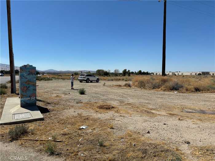 photo 1: 39227 Sierra Highway, Palmdale CA 93550