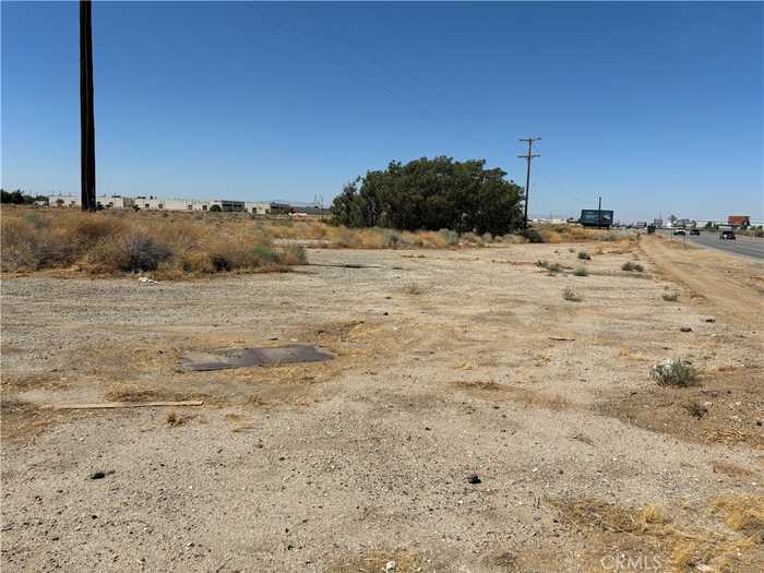 photo 2: 39227 Sierra Highway, Palmdale CA 93550