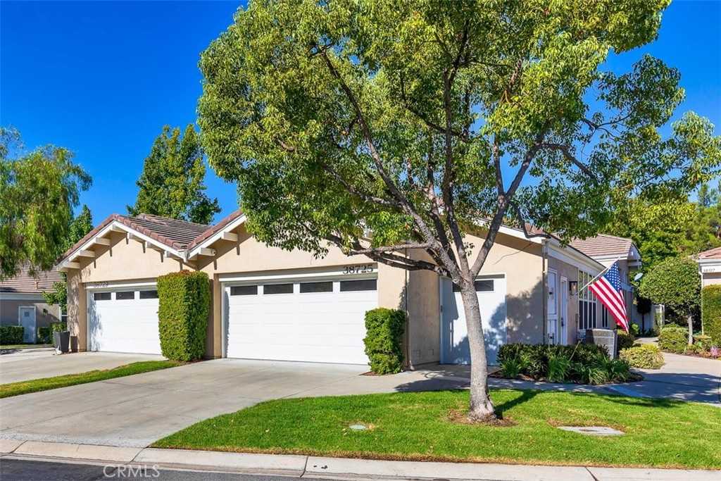 photo 3: 38725 Bears Paw Drive, Murrieta CA 92562