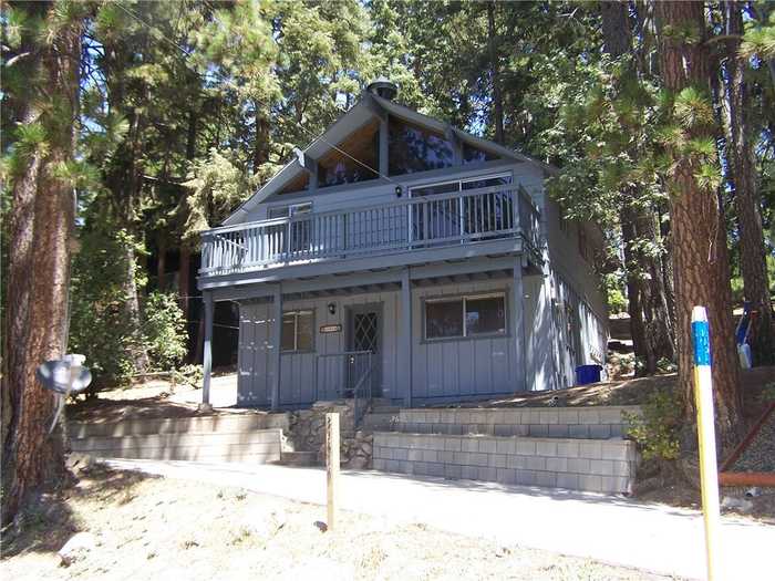 photo 1: 31414 Panorama Drive, Running Springs CA 92382