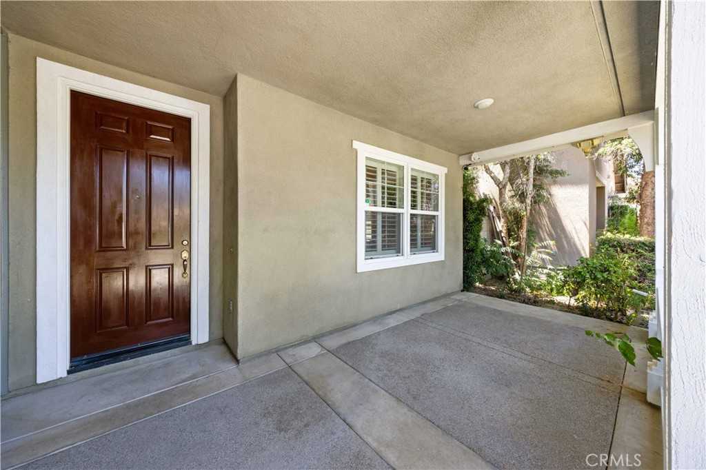 photo 3: 14951 Meadows Way, Eastvale CA 92880