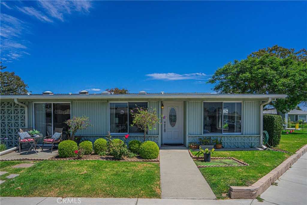 photo 2: 1401 Skokie Road, Seal Beach CA 90740