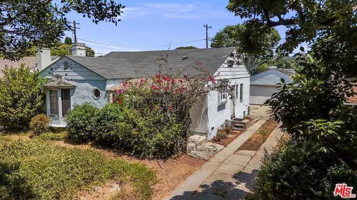 photo 1: 2435 Cloverfield Boulevard, Santa Monica CA 90405