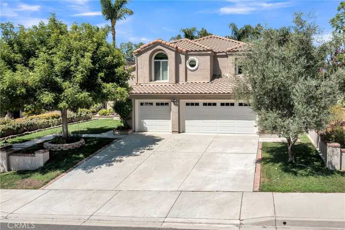 photo 1: 7050 Highland Spring Lane, Highland CA 92346