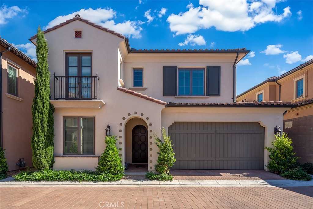 photo 1: 127 Toretta, Irvine CA 92602