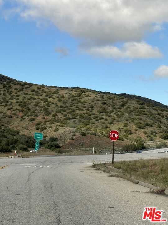 photo 2: Vac Sierra Highway, Acton CA 93510